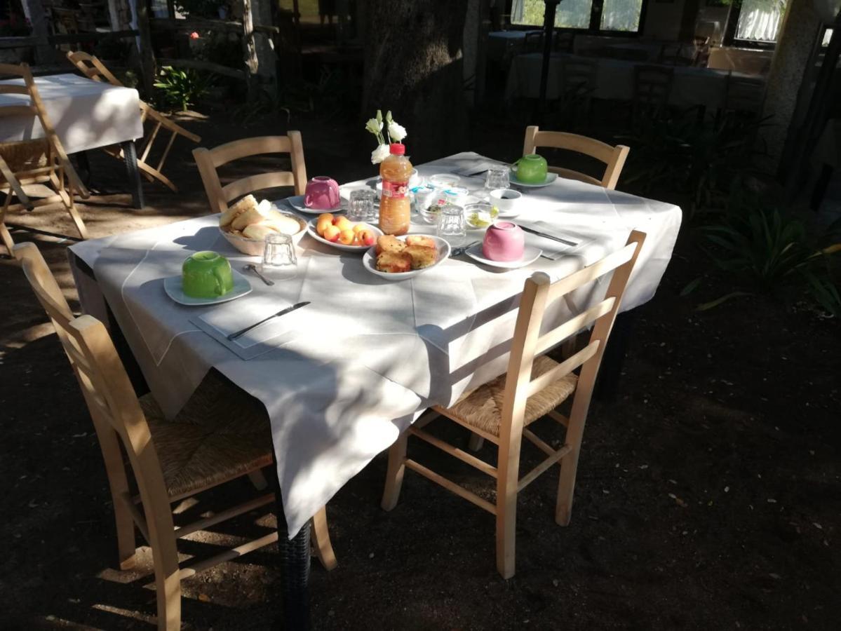 Agriturismo Casteddu Padru Bagian luar foto
